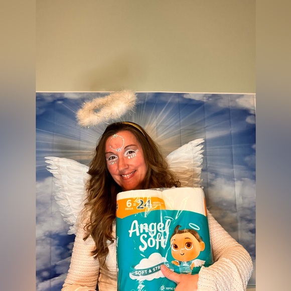 Unlisted Live Show Items - Picture 2 of 2